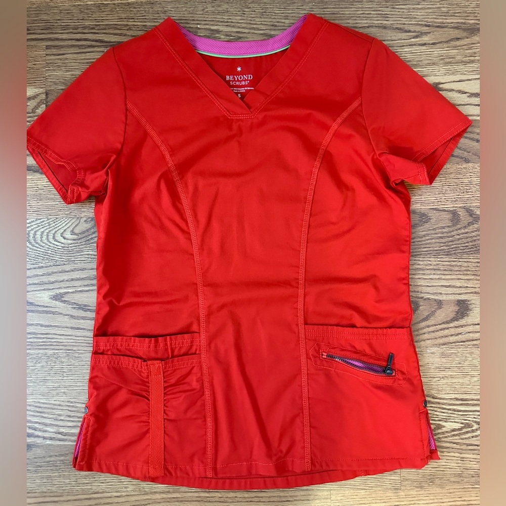 Women’s Scrub Top